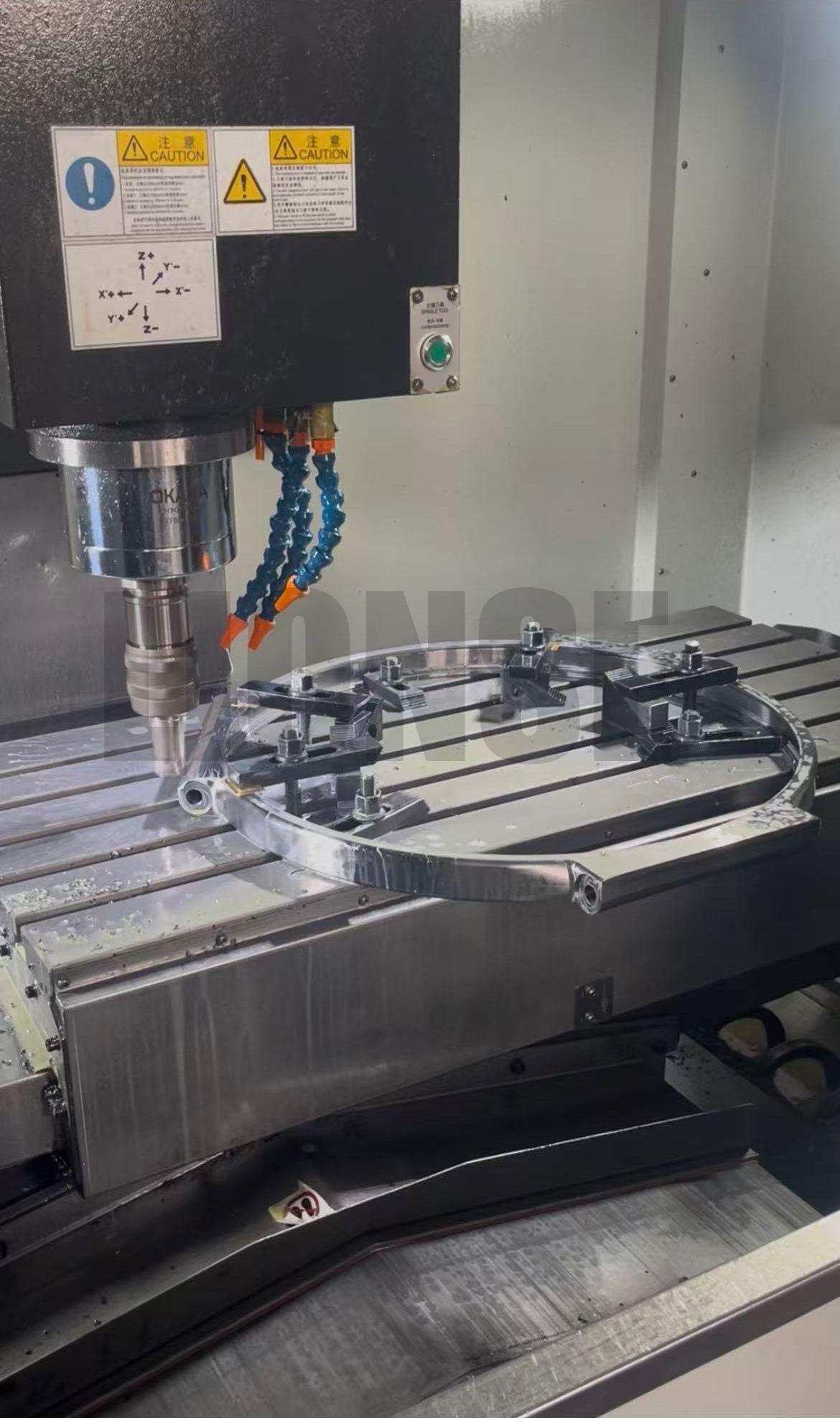 Stort borrhål i rostfritt stål Multi Groove Låsring Custom Lugs